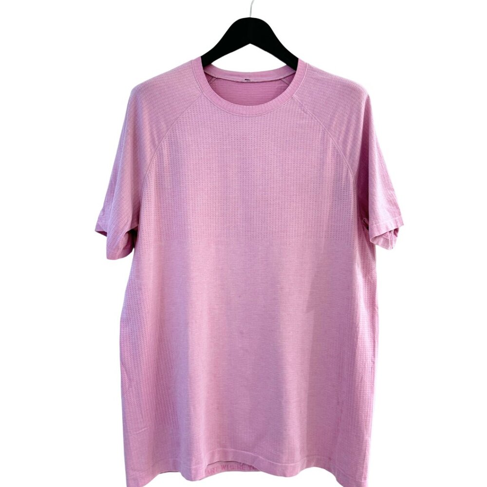 Lululemon Men's Vent Tech Short Sleeve XL in light pink